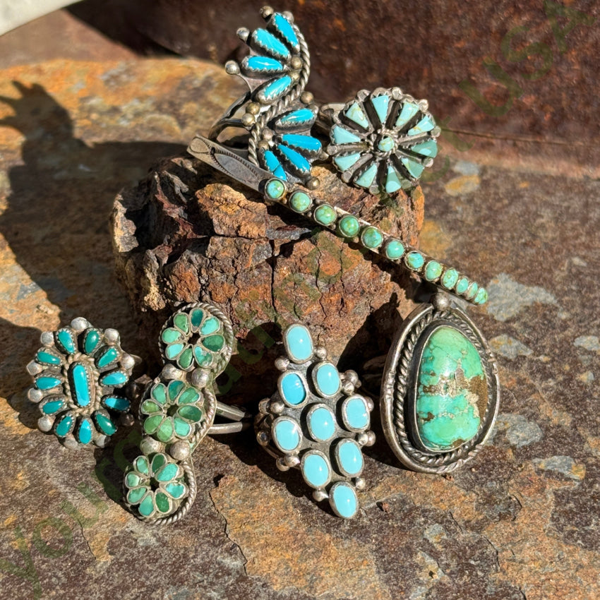 VIntage Zuni Pale Blue Turquoise Rosette Cluster Ring 8.5 ring