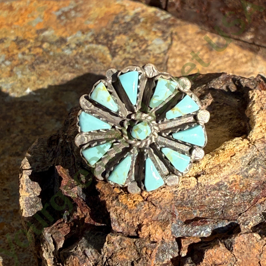 VIntage Zuni Pale Blue Turquoise Rosette Cluster Ring 8.5 ring