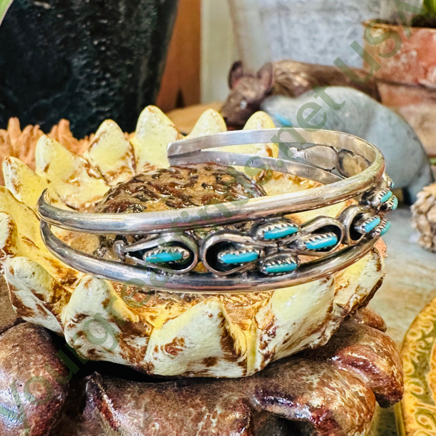 Vintage Zuni Sterling Silver Needlepoint Turquoise Bracelet