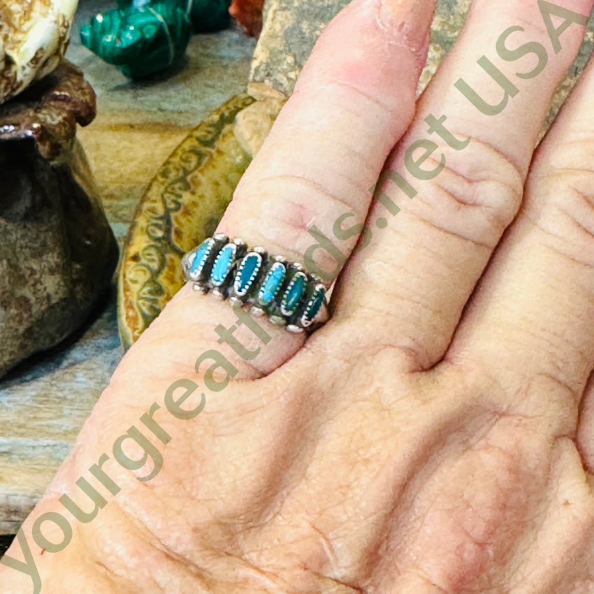 Vintage Zuni Sterling Silver Needlepoint Turquoise Row Ring 5.5