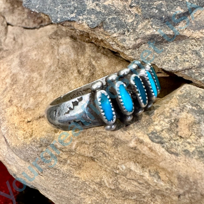 Vintage Zuni Sterling Silver Needlepoint Turquoise Row Ring 5.5