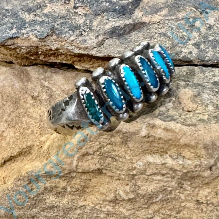 Vintage Zuni Sterling Silver Needlepoint Turquoise Row Ring 5.5