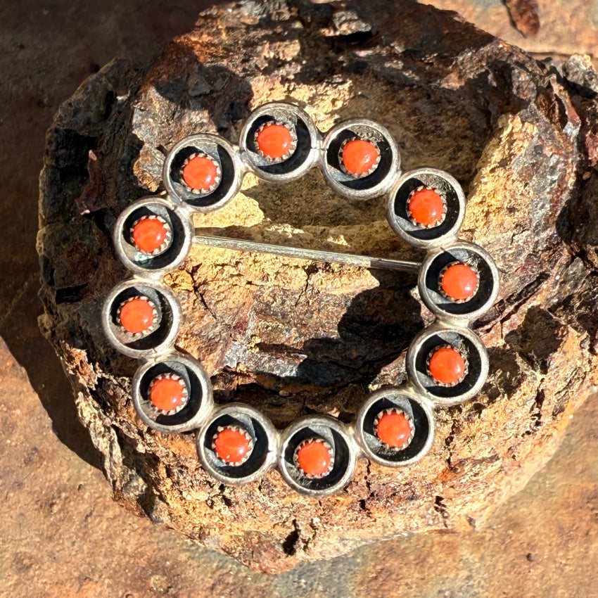 Vintage Zuni Sterling Silver & Red Coral Wreath Pin pin / brooch