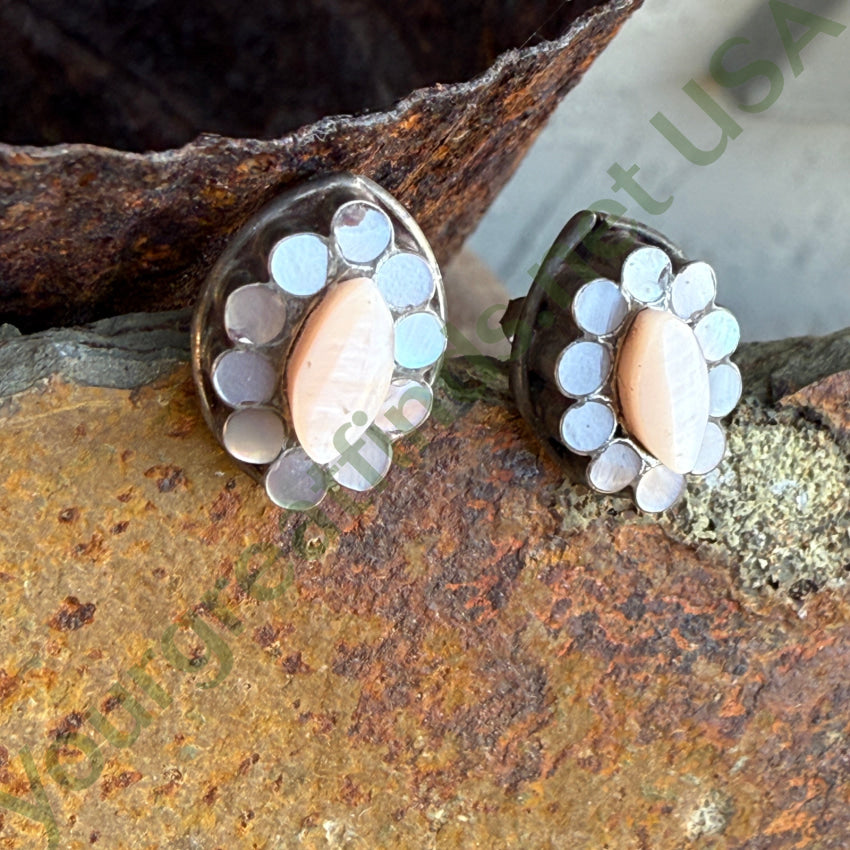 Zuni Sterling Silver Mother-Of-Pearl Dots Pierced Post Stud Earrings Earrings