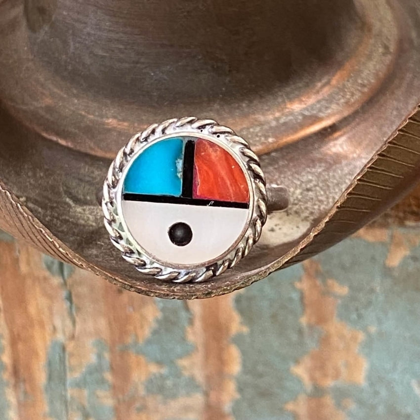 Little Vintage Zuni Sun God Ring Inlay Stones Sz 5.25 Yourgreatfinds