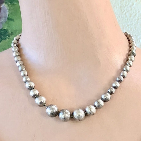 SOLID! VINTAGE MEXICO SILVER PEARLS AND CUBES NECKLACE, WITH ONYX BEADS. high quality