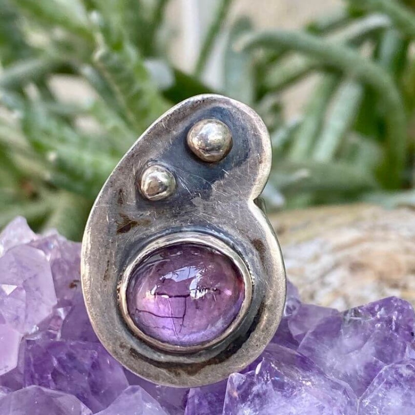 Mid-Century Modern Purple Amethyst Ring Size 6 Yourgreatfinds