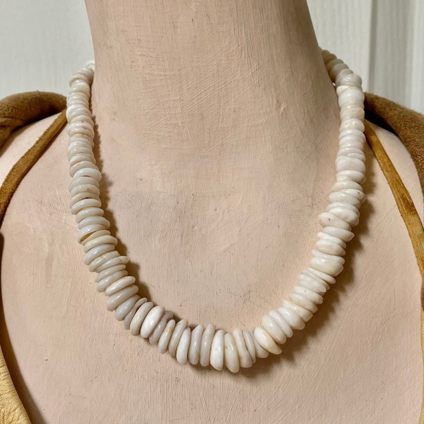 Natural High Grade Hawaiian Puka Shell Necklace Yourgreatfinds