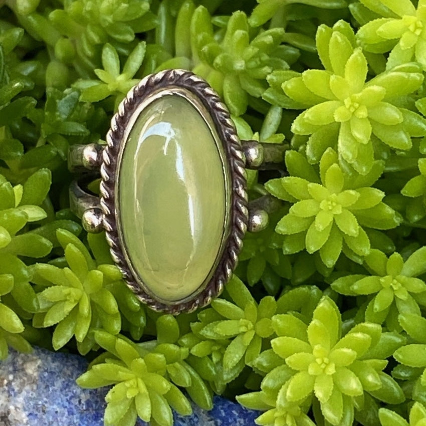 Navajo Raindrop Ring set with Green Vesuvianite Size 6 Yourgreatfinds