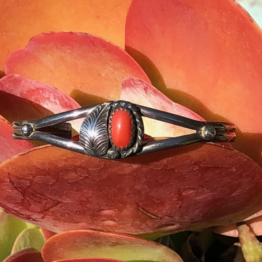 Southwestern Red Coral cuff in Sterling Silver Yourgreatfinds