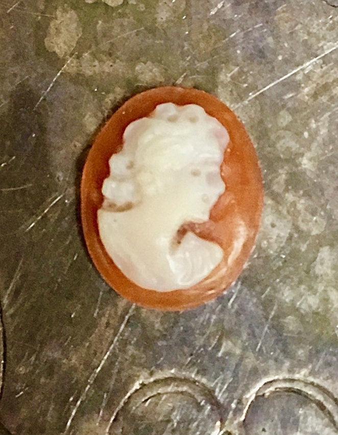 Tiny Unset Cameo Hand-Carved Shell Yourgreatfinds