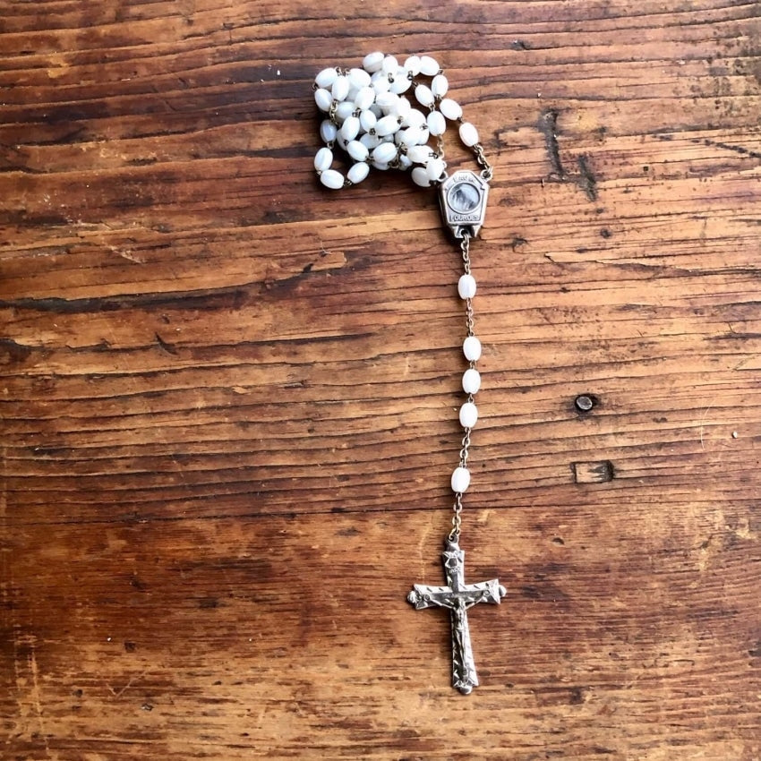 Vintage Catholic Rosary Necklace Eae De Lourdes Milk Glass Yourgreatfinds