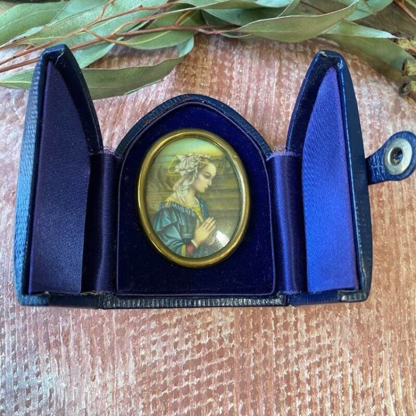 Vintage Devotional Print in Blue Velvet and Leather Case Yourgreatfinds
