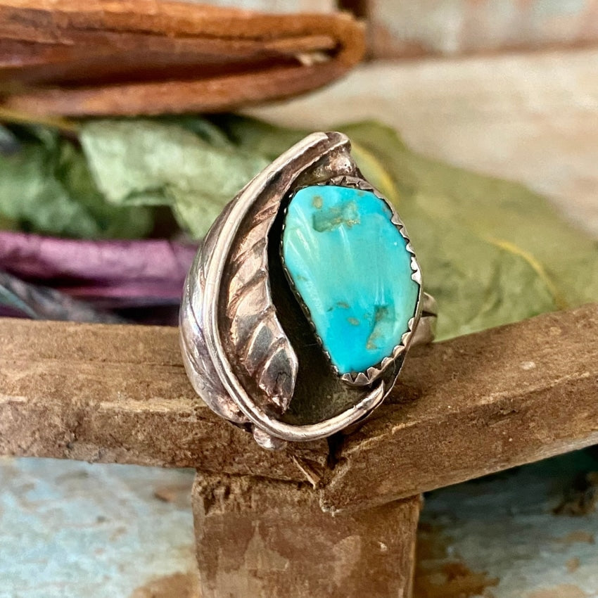 Vintage Navajo Sterling Silver Ring Carved Turquoise Size 9 Yourgreatfinds
