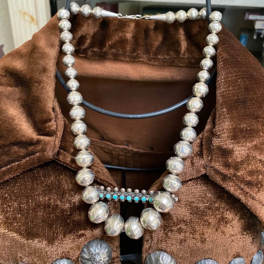 Vintage Stamp Decorated Navajo Pearls Sterling Bead Necklace Necklaces